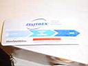 Открыв такую пачку, можно обнаружить название Zelitrex